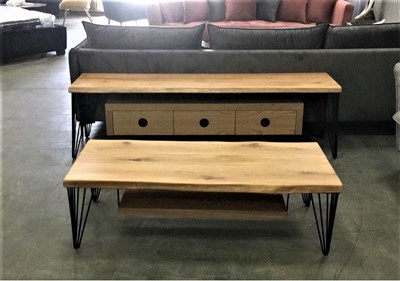 מזנון ושולחן