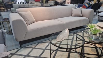 3f3effa0-a2b3-4601-8f93-674e6a9223d1