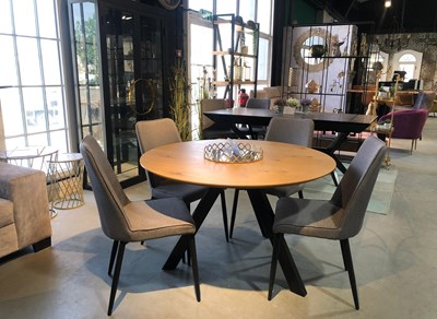 פינת אוכל עגולה+4 כיסאוות